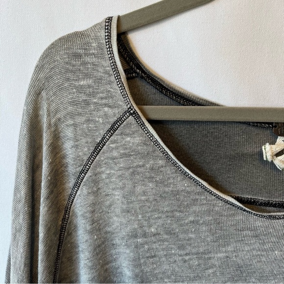 We the Free Oversized top Womens S Gray Linen Rayon Long sleeve tee Free People - Picture 5 of 7